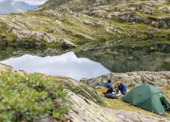 Extreme Camping in Uninhabited Zones: Pushing Human Endurance Beyond the Map