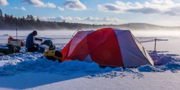 Icefield Camping: A Comprehensive Guide to Arctic and Glacier Expeditions