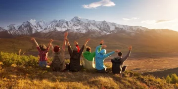 The Global Phenomenon of Immersive Cultural Travel: A Journey Beyond the Surface