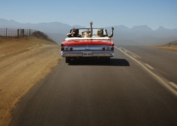 Balancing Work and Travel: The Ultimate Guide to the Digital Nomad Lifestyle