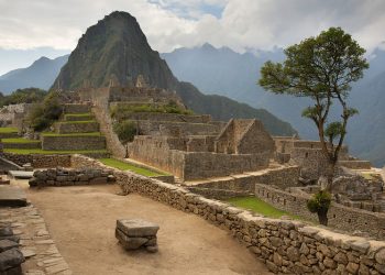 Lost Cities of the Inca and Maya Civilizations: Exploring the Ancient Wonders of Latin America