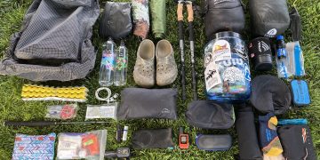 “Carry Less, Go Further” Becomes a Trend: The Rise of Minimalist Outdoor Adventure