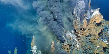 Extreme Life Near Deep-Sea Hydrothermal Vents: Survivors of Earth’s Deepest Oceans