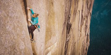 Free Solo and Extreme Route Climbing: The Rise of Unprotected Vertical Adventure