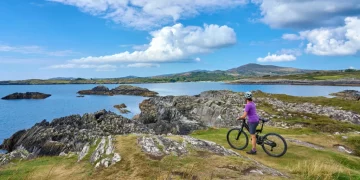 Cliffside Cycling Routes: Riding the Edge of Adventure