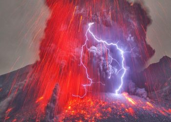 The Formation Mechanisms of Volcanic Thunderstorms