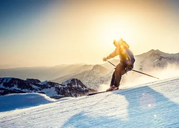 High-Altitude Skiing: A Comprehensive Guide to Extreme Skiing at Elevations Above 3000 Meters