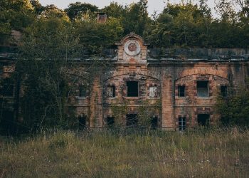 Urban Ruins Exploration: A Comprehensive Guide